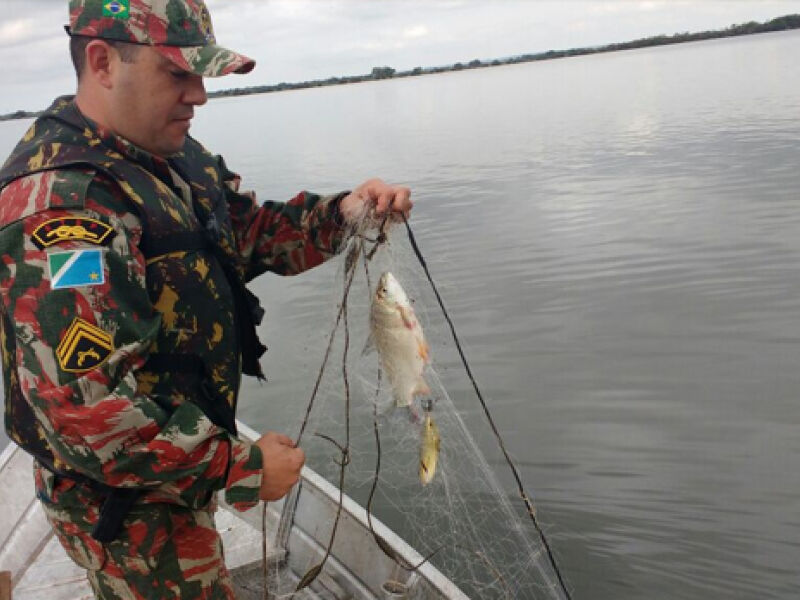 Pma Prende Paranaense Pescando Redes De Pesca Proibidas E Apreende