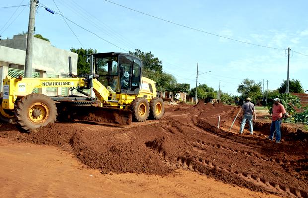 Prefeitura inicia obras de pavimentação asfáltica no Jardim São Paulo