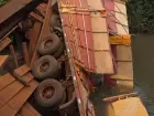 Carreta cai em rio após ponte de madeira ceder em Sidrolândia