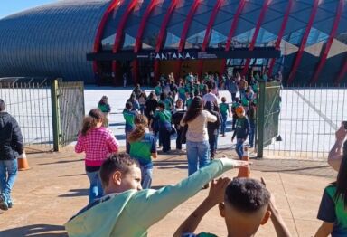 Encantamento marca visita de estudantes de Vicentina ao Bioparque Pantanal
