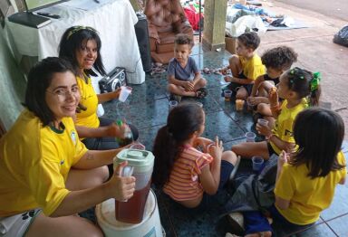 Varal do Amor no mutirão de doações atendeu mais de 200 pessoas  do bairro Jardim o Pioneiro