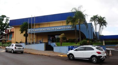Fachada da Câmara Municipal em Campo Grande. (Foto: Paulo Francis) -