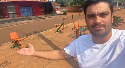 Vereador Diego Carcará - Em visita ao local da Academia ao Ar Livre no Jardim Brasilândia