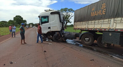 Vítima fatal do acidente ainda não foi identificada; Fotos: Sidnei Bronka/Ligado Na Notícia
