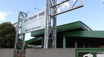 DETRAN/MS DOURADOS - Foto: Rachid Waqued