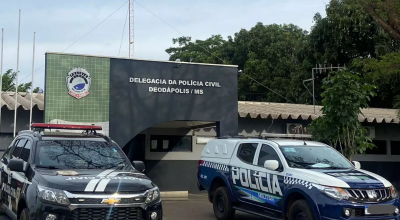 Delegacia de Polícia de Deodápolis, onde caseiro está preso (Foto: Divulgação).