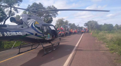 Aeronave Harpia 03 da Coordenadoria Geral de Policiamento Aéreo da Sejusp teve que pousar na BR-262 para o resgate. (Foto: Divulgação/PMMS)