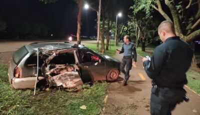 Motorista bêbado perde controle do carro com esposa e dois filhos em Rio Brilhante