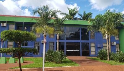 Prefeitura em MS abre seleção na área da educação com 323 vagas e salários de até R$ 2,1 mil