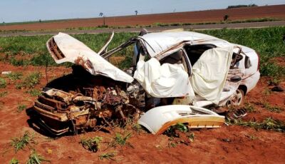 Acidente deixa duas pessoas mortas na BR-376 em Ivinhema