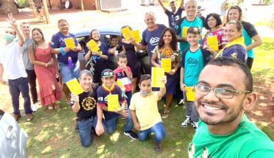 Adventistas anunciam a Volta de Jesus em bairros de Fátima do Sul com distribuição de livros