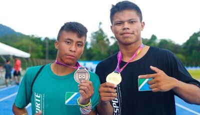 Presente em comunidades indígenas, Governo do Estado oferece treinamento esportivo nas escolas