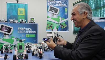 Escolas estaduais recebem conjuntos de robótica para melhorar aprendizado dos alunos