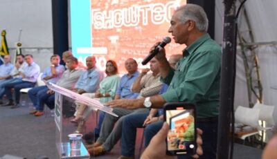 Governador entrega obra e participa da abertura do Showtec em Maracaju