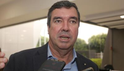 Vice de Eduardo Riedel será 'político' e deve sair do PSB, PP ou do próprio PSDB