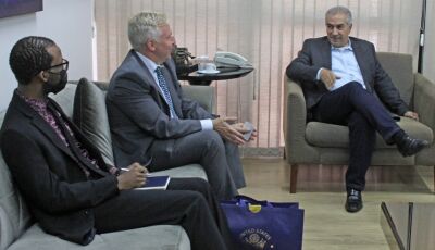 Cônsul-Geral dos EUA se reúne com governador em visita oficial a MS
