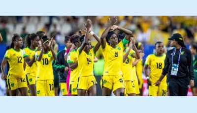 Favorita, França para na Jamaica e tropeça na abertura do grupo do Brasil