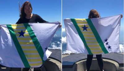 Vicentinense de coração coloca bandeira no topo do Monte Fuji, ponto mais alto do Japão