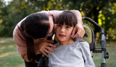 Auxílio de R$ 900 por mês será destinado a cuidadores de pessoas com deficiências em MS