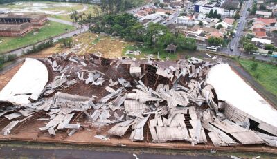 Tornado causa destruição no Paraná; veja imagens e entenda o fenômeno