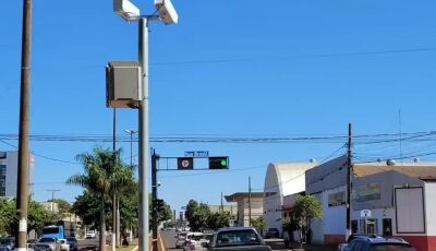 ALERTA: Mais de 20 semáforos recebem sensores de avanço de sinal em Dourados; veja quais são
