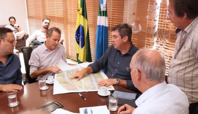 Governo vai pavimentar bairros de Jaraguari e fazer nova obra em Furnas do Dionísio