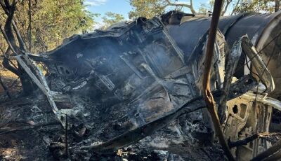 Incêndio destrói cabine de carreta que transportava álcool em MS