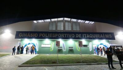 Primeiro ginásio poliesportivo de Itaquiraí é inaugurado com investimento do Governo do Estado