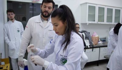Biomedicina da UNIGRAN realiza minicursos de aperfeiçoamento na área de Diagnósticos