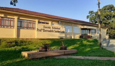 Escola Bernadete Santos Leite faz chamada pública para merenda escolar em JATEÍ