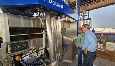 Equipe da Semadesc e Agraer conhece tecnologia e sistema de produção de fazenda automatizada de pecu