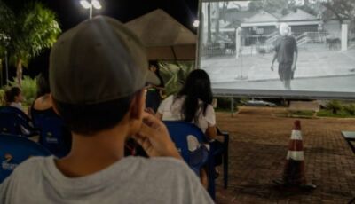 Com apoio do Governo de MS, projeto TransCine leva cinema ao ar livre para Ribas do Rio Pardo