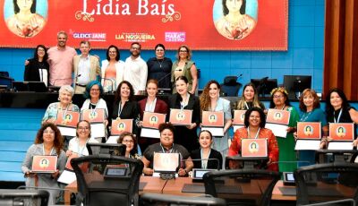 Comenda Lídia Baís: Mulheres do Parlamento homenageiam mulheres artistas de MS