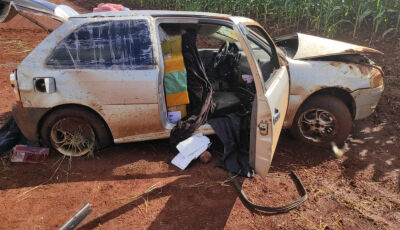 TRAGÉDIA: Identificada a mulher que morreu em capotamento de carro