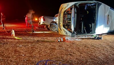 Grave colisão entre ônibus e caminhonete em Jateí deixa muitos feridos, veja os vídeos e fotos 
