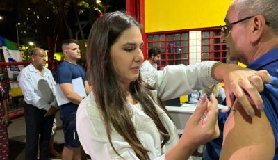 Com horários estendidos, Drive-thru de vacinação já imunizou mais de 4,5 mil pessoas contra Influenz