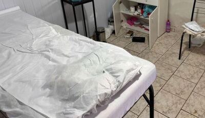 Clínica clandestina é fechada e mulher presa