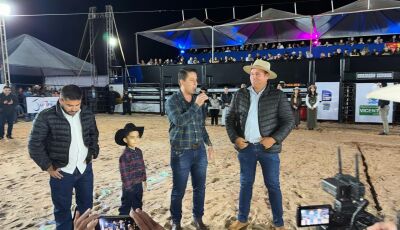 38 anos: Prefeito abre a 'festa do pertencimento' e destaca o orgulho de ser Vicentinense