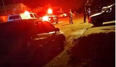 FEMINICÍDIO: Mulher é assassinada a facadas após discussão com companheiro