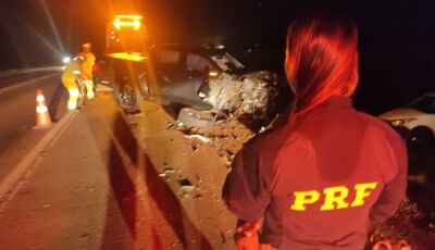 Colisão entre veículos deixa dois feridos na BR-163 circunstâncias do acidente estão sendo apuradas