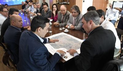 Rio Negro garante 100% de pavimentação asfática, drenagem e avança para obras em seu entorno
