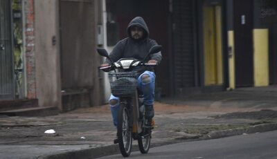 VOLTANDO: Frente fria avança e muda o tempo no fim de semana, confira na previsão