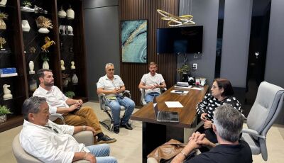 Em Jateí, prefeita discute protagonismo da juventude no desenvolvimento regional