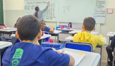 Mais de 190 mil estudantes retornam às aulas nas escolas estaduais de MS nesta terça-feira