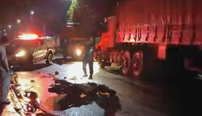 AGORA: Motociclista morre após colisão com carreta estacionada em Deodápolis