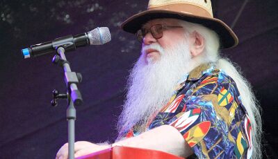 Morre Hermeto Pascoal, o "bruxo dos sons", aos 89 anos