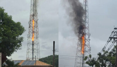 Incêndio atinge torre de transmissão da Rede MS e é controlado após duas horas de trabalho