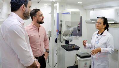 Com exames gratuitos, servidoras da Seilog e Agesul participam de ação do Outubro Rosa