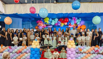 José do Patrocínio: Formatura da Escola de Vila Rica tem homenagens e as cores de uma aquarela