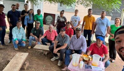 Para agregar valor à produção, VICENTINA vai à Santa Terezinha conhecer agroindústria local